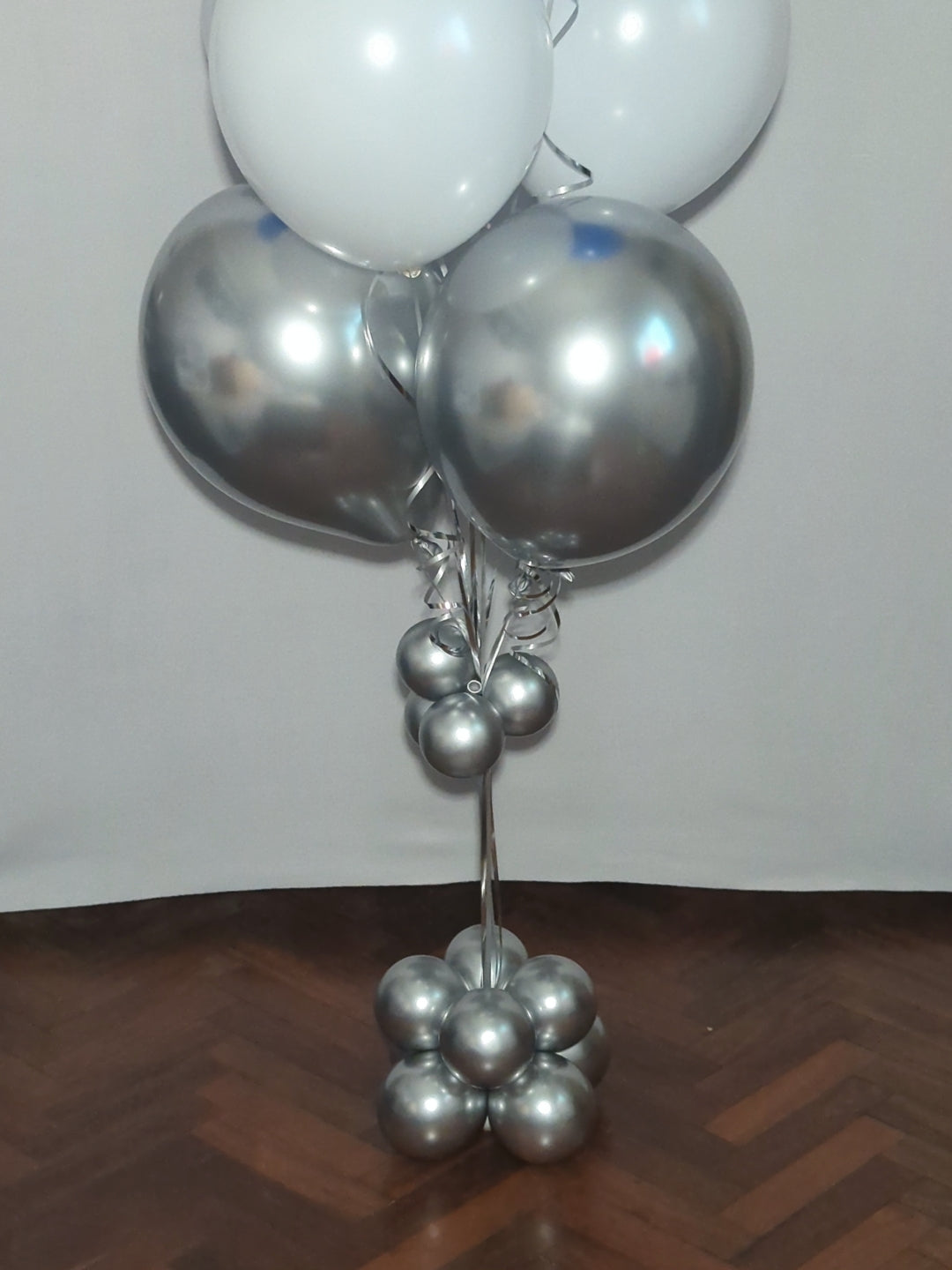 Helium Latex Balloon Bunch image 5