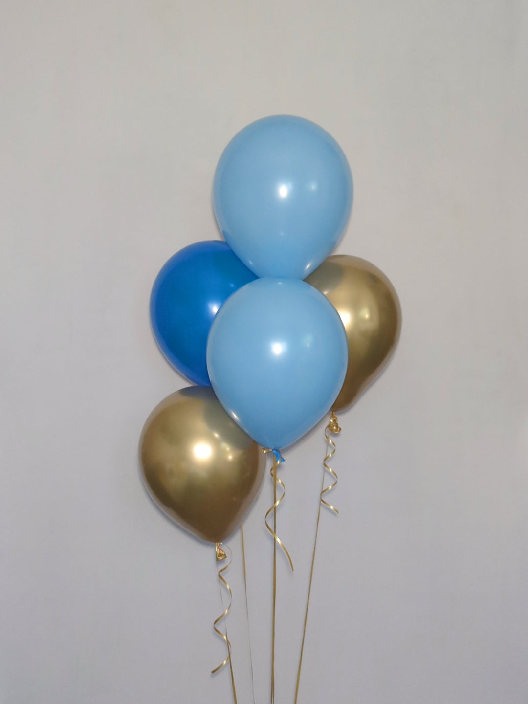 Helium Latex Balloon Bunch image 3