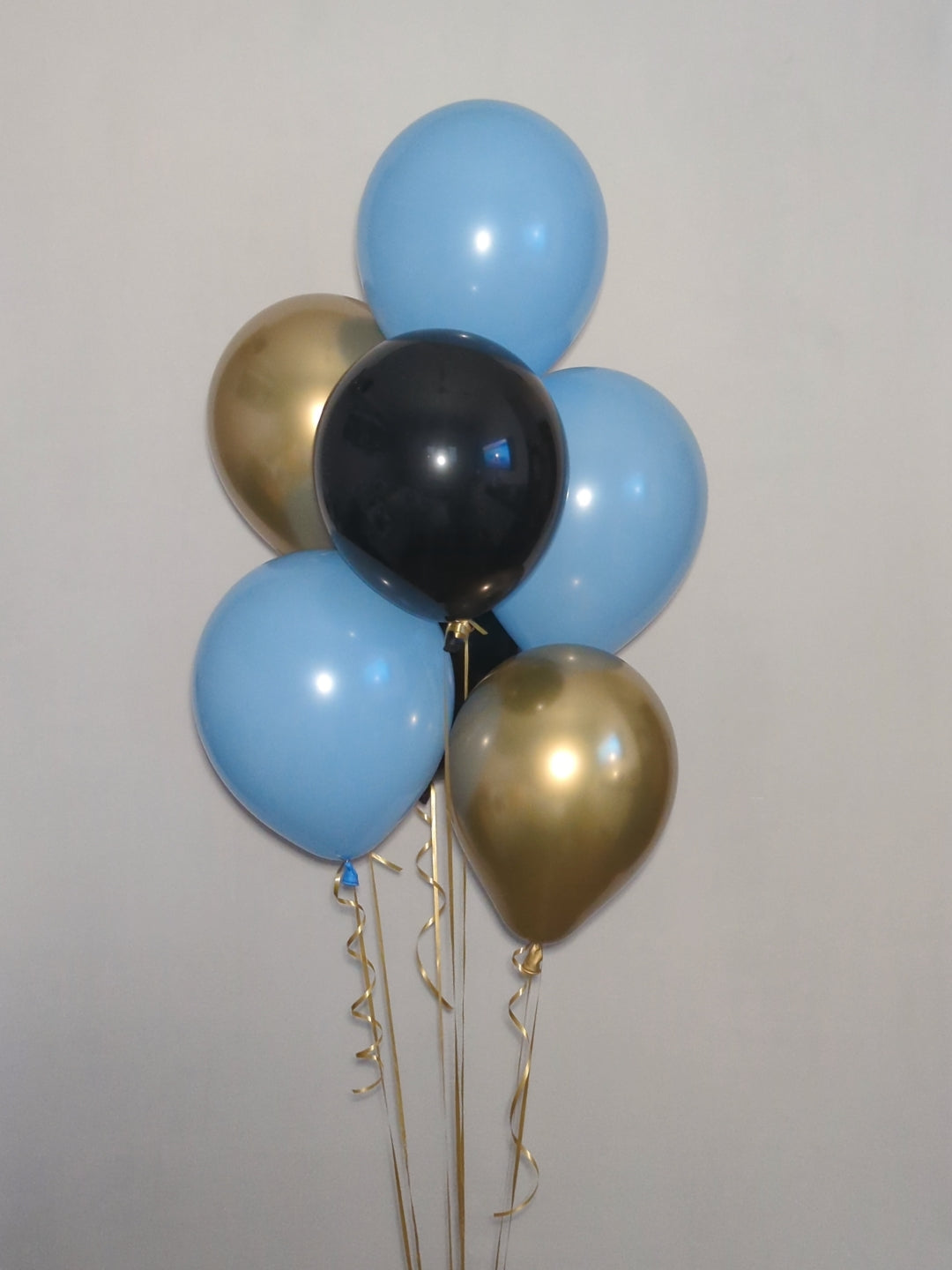 Helium Latex Balloon Bunch image 2