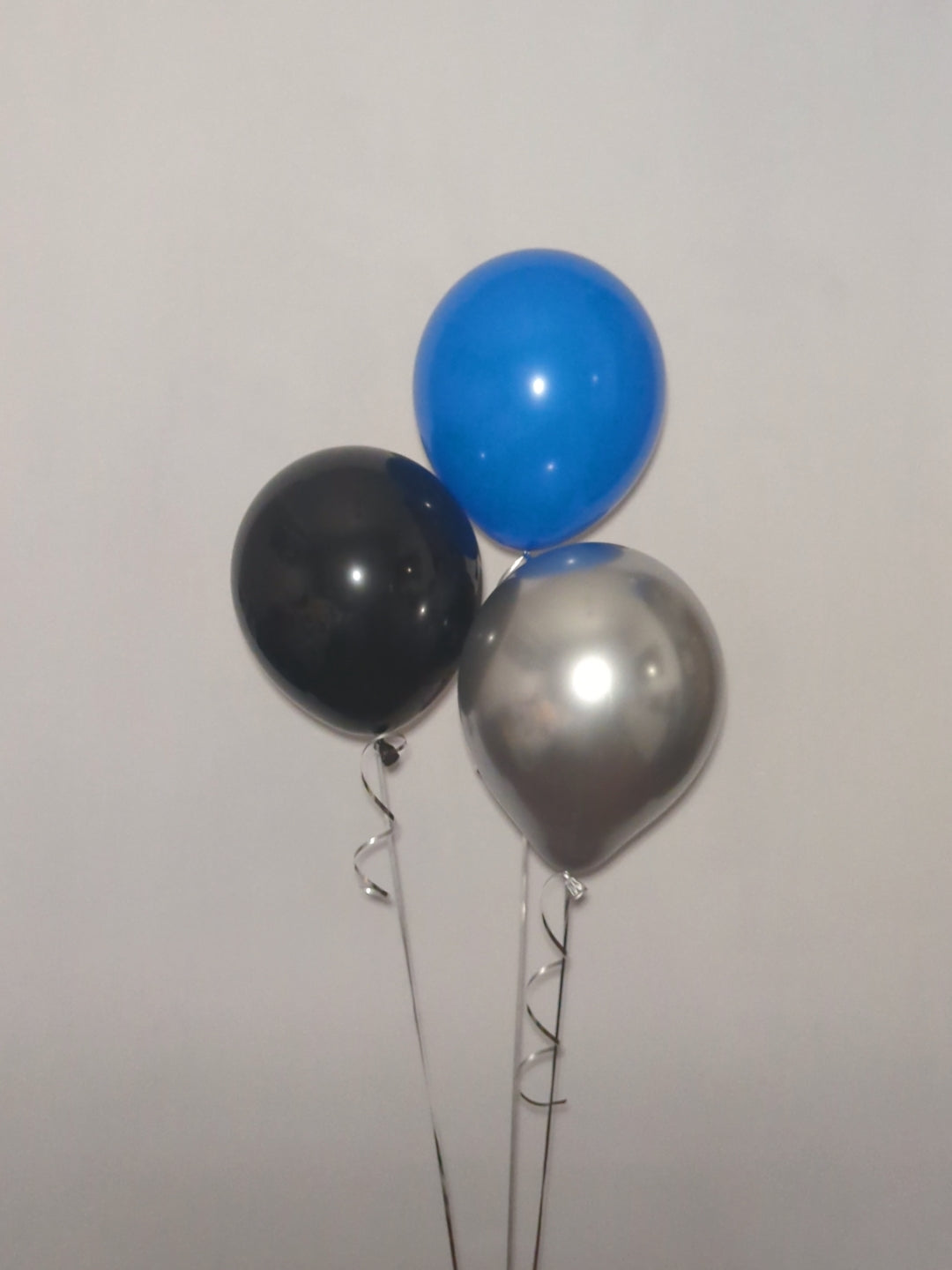 Helium Latex Balloon Bunch image 4