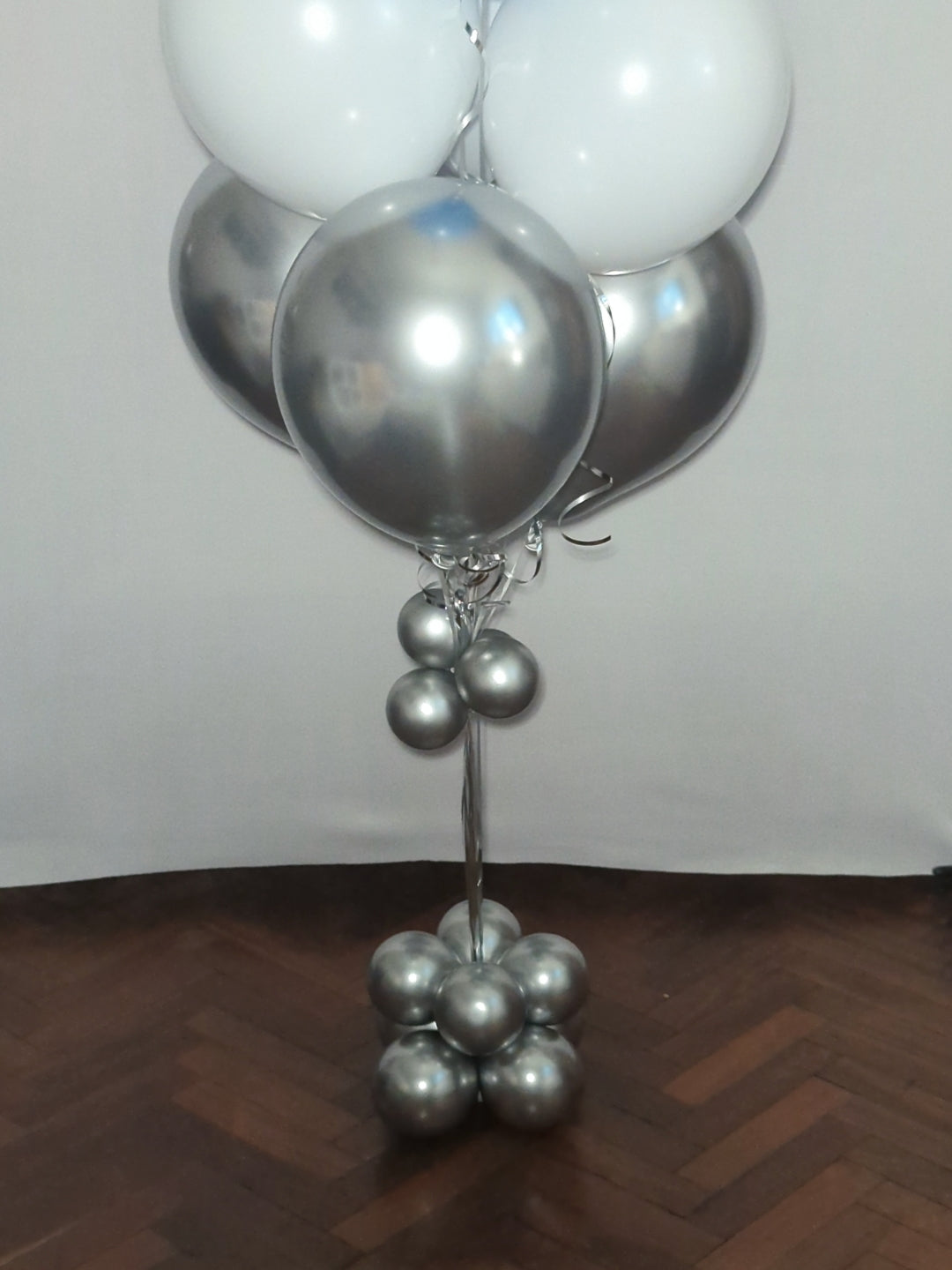 Helium Latex Balloon Bunch image 5