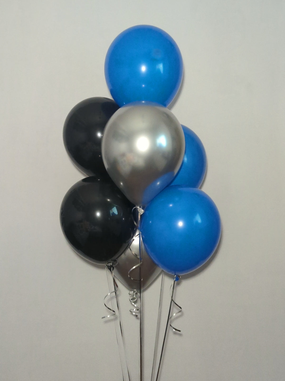 Helium Latex Balloon Bunch image 2