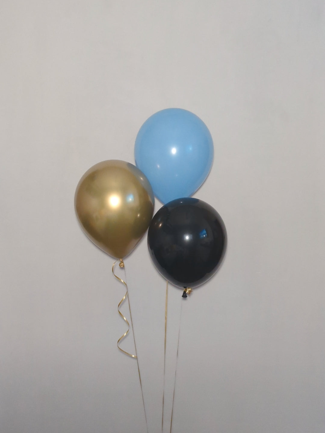 Helium Latex Balloon Bunch image 4