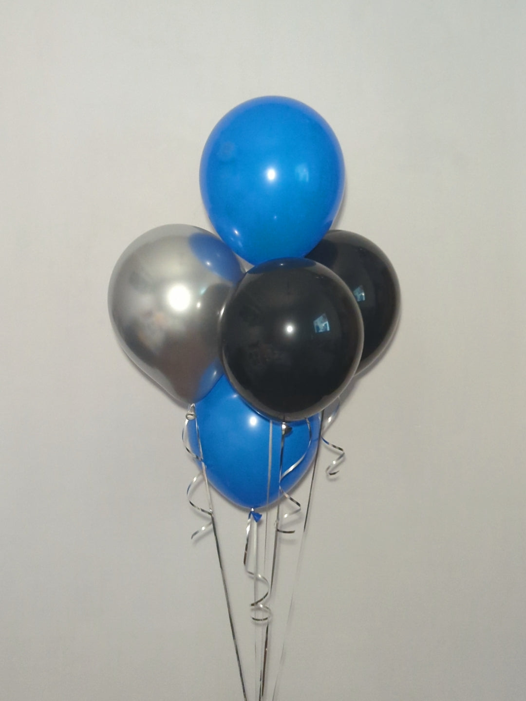 Helium Latex Balloon Bunch image 3