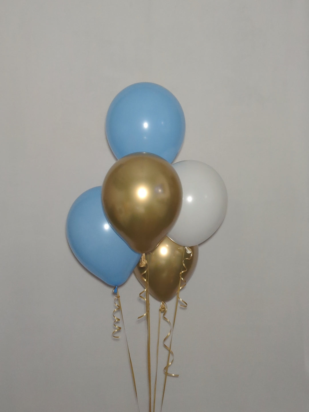 Helium Latex Balloon Bunch image 3