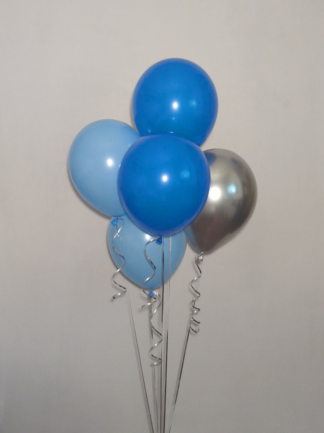 Helium Latex Balloon Bunch image 3