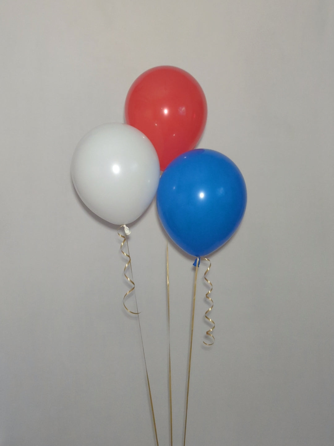 Helium Latex Balloon Bunch image 4